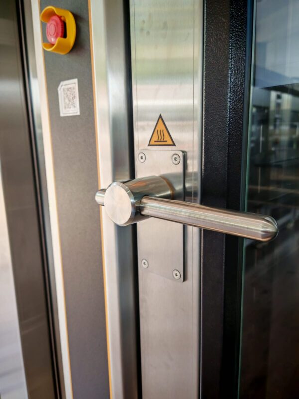 Horno Industrial Rotativo HARPIA con carro de 18 o 20 bandejas - Imagen 4